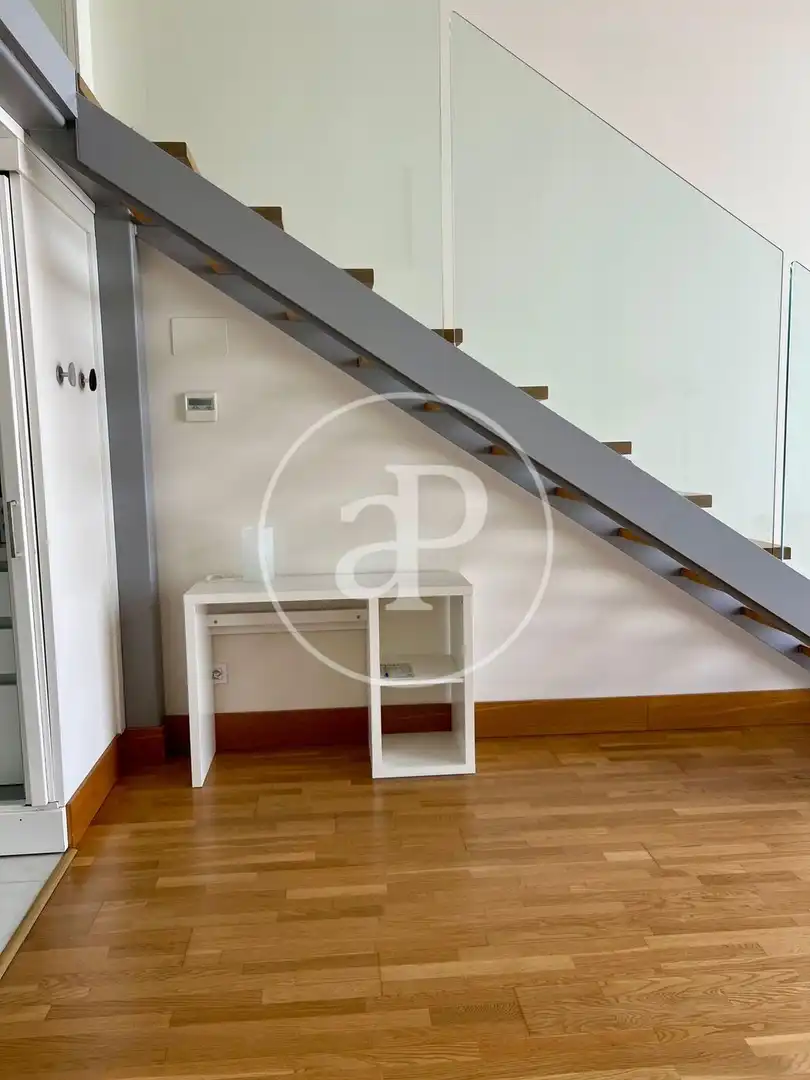 Loft de alquiler en Valencia con Aire acondicionado y Amueblado