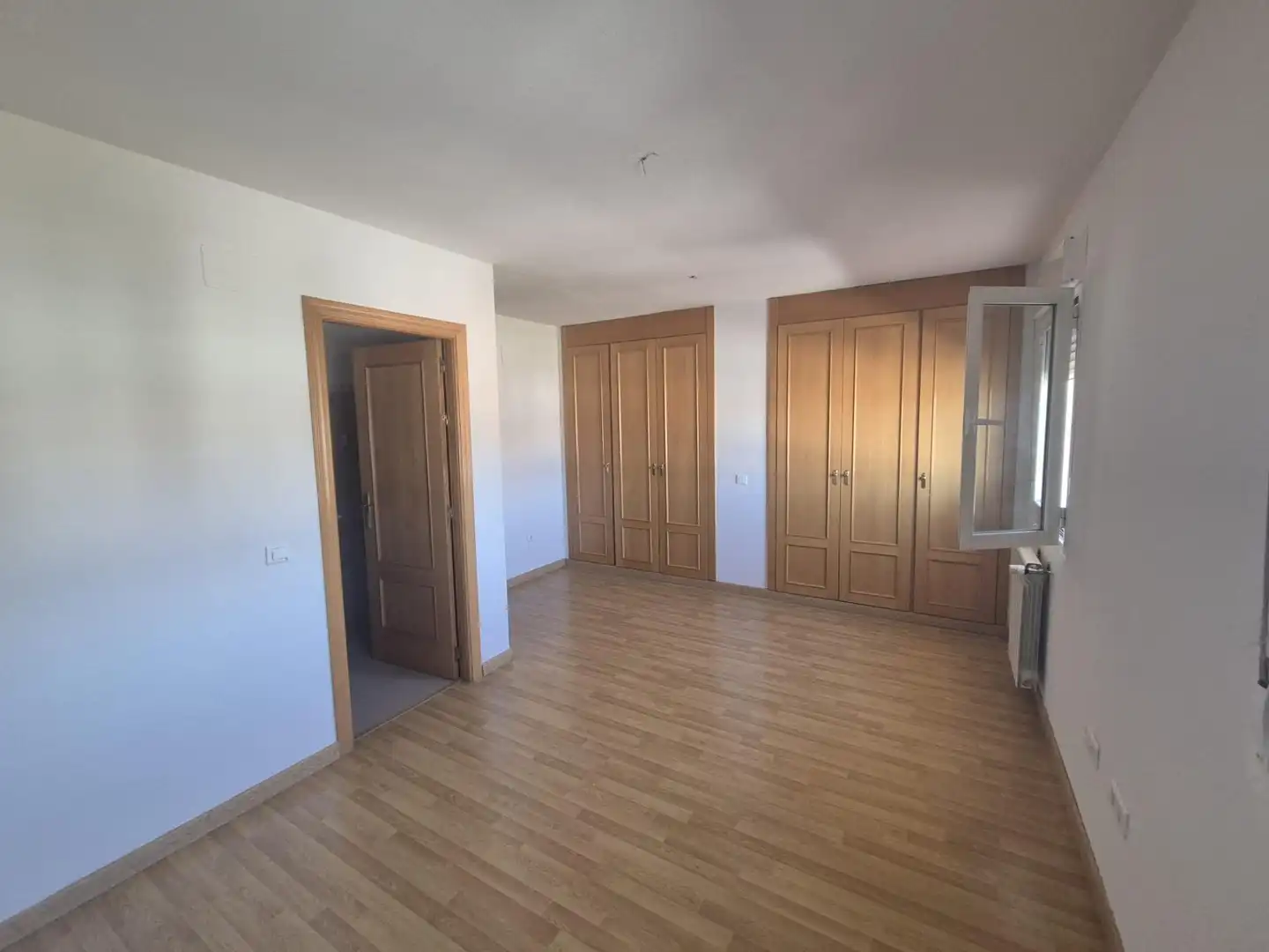Dormitori de Casa adosada de lloguer en Méntrida amb Calefacció i Piscina comunitària