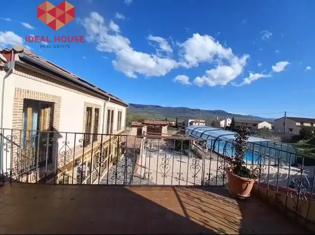 Xalet amb terrassa en venda a Torrecaballeros, imagen 61