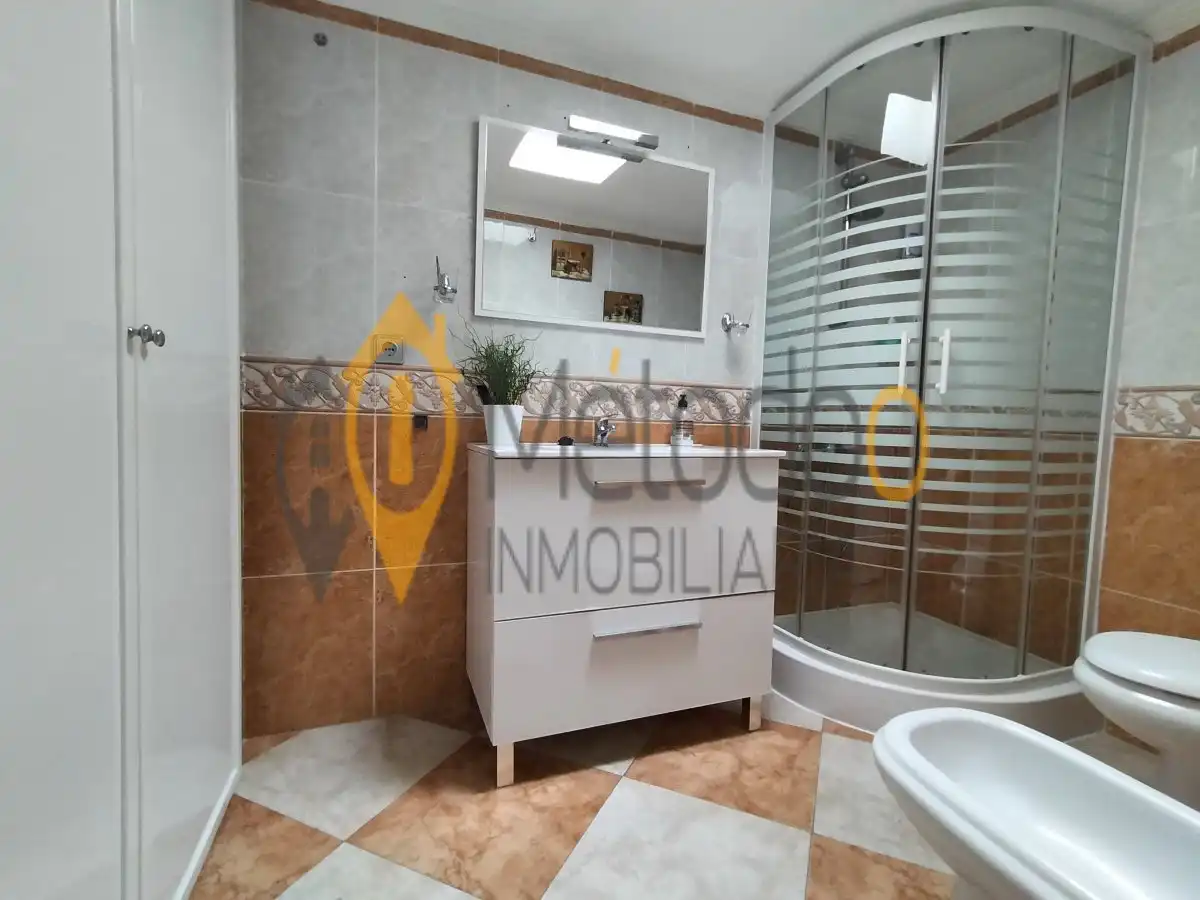 Bathroom of Detached homes for sale in Sevilla  with Air Conditioner and Terrace