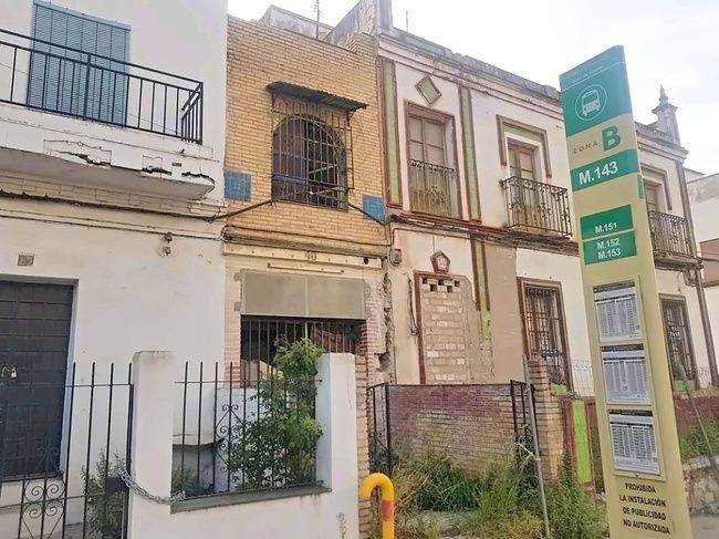 Vista exterior de Casa adosada en venda en San Juan de Aznalfarache