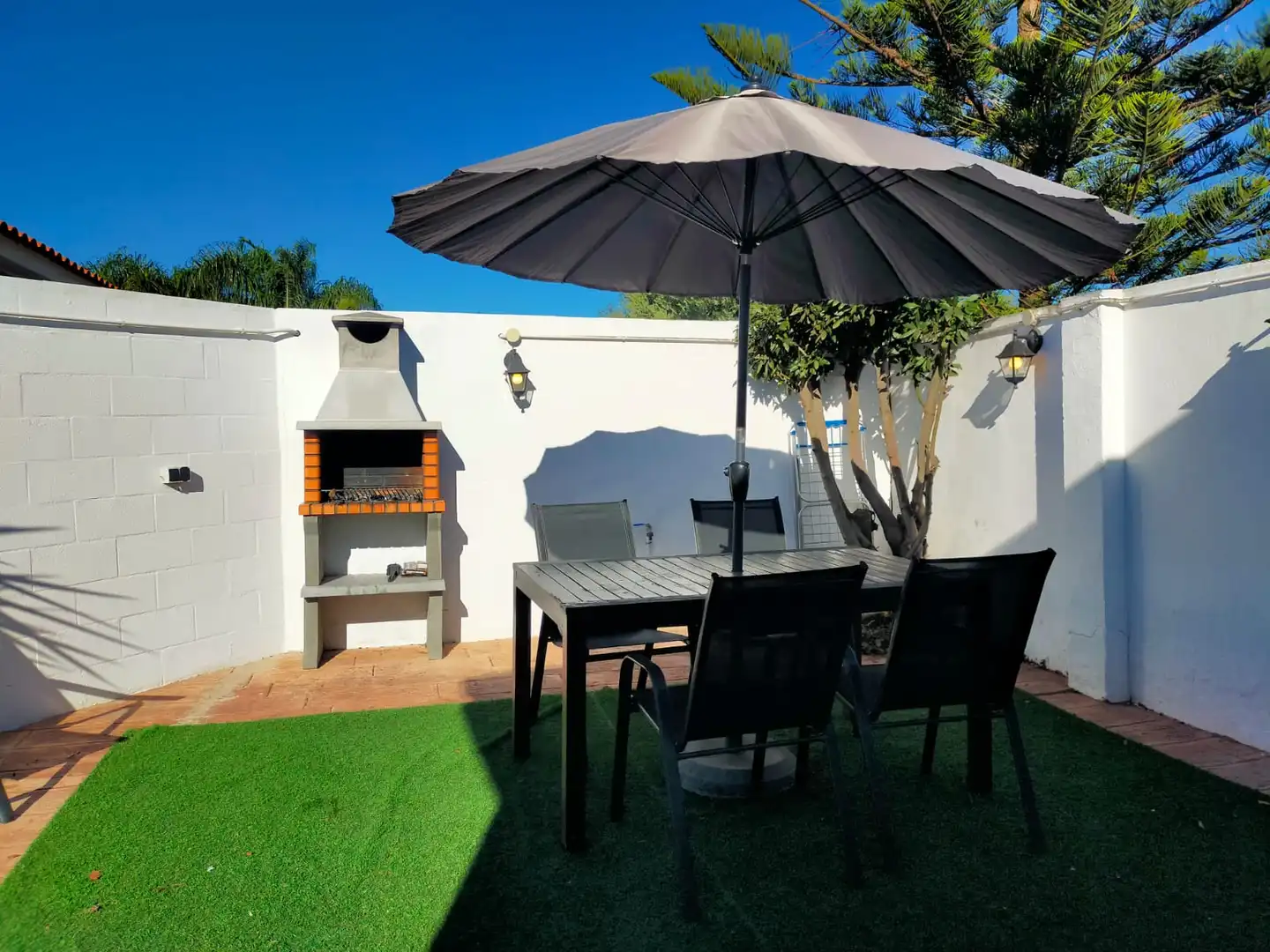 Terrassa de Casa o xalet en venda en El Puerto de Santa María amb Aire condicionat, Jardí privat i Terrassa