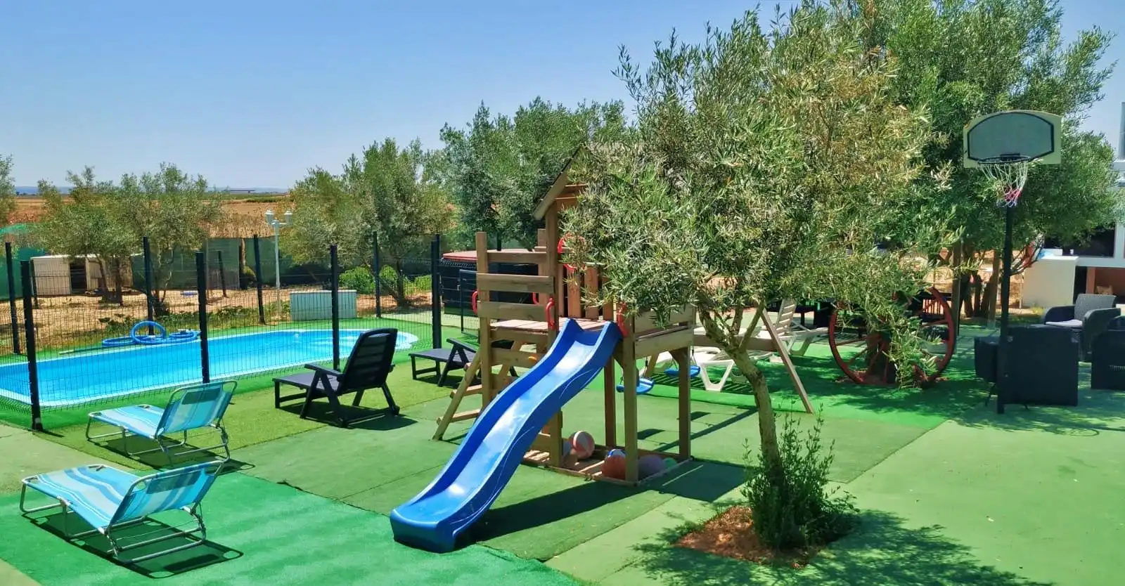 Piscina de Casa o chalet en venta en Alcalá del Júcar con Aire acondicionado, Jardín privado y Terraza