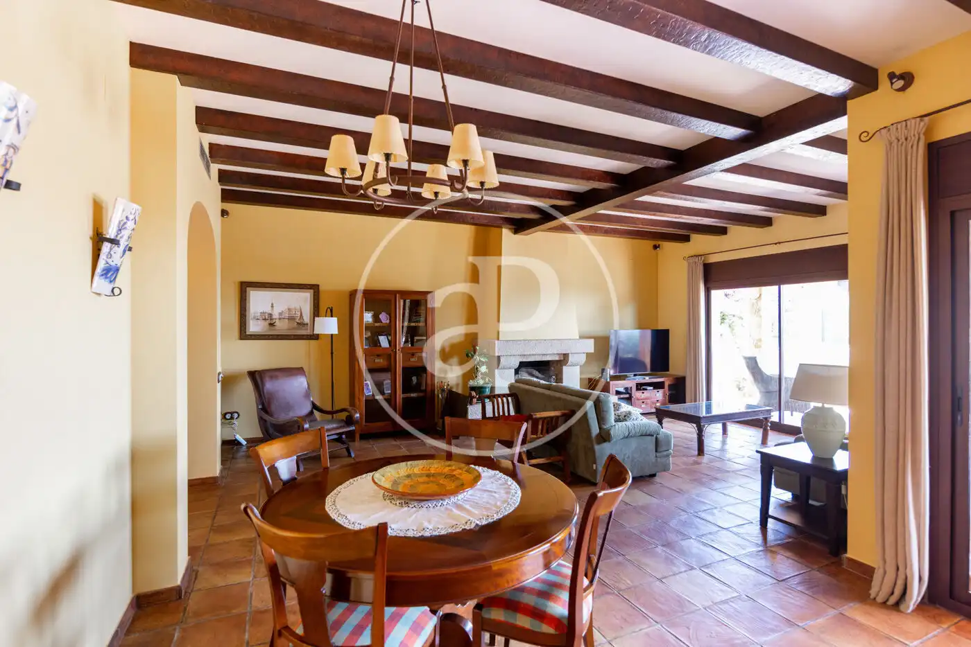 Comedor de Casa o chalet en venta en Argentona con Aire acondicionado, Calefacción y Jardín privado