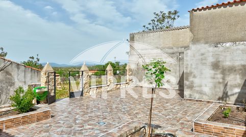 Foto 2 de Casa adosada en venta en Casar de Cáceres, Cáceres