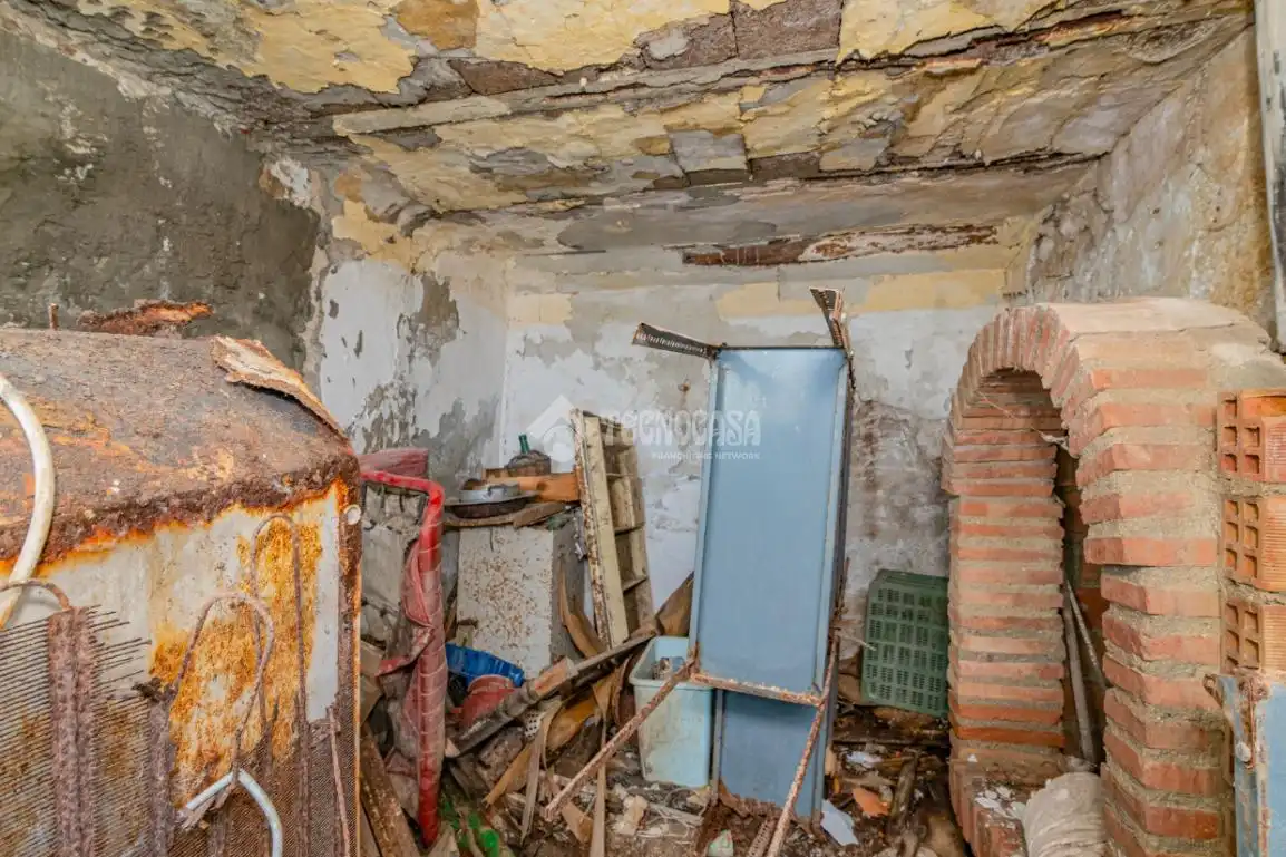 Casa aparellada amb balcó en venda a Loja, imagen 9