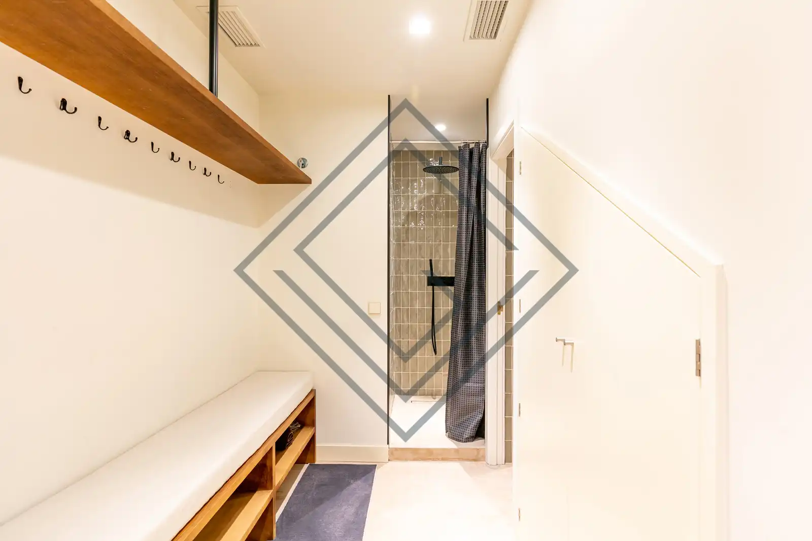 Office for sale in Madrid