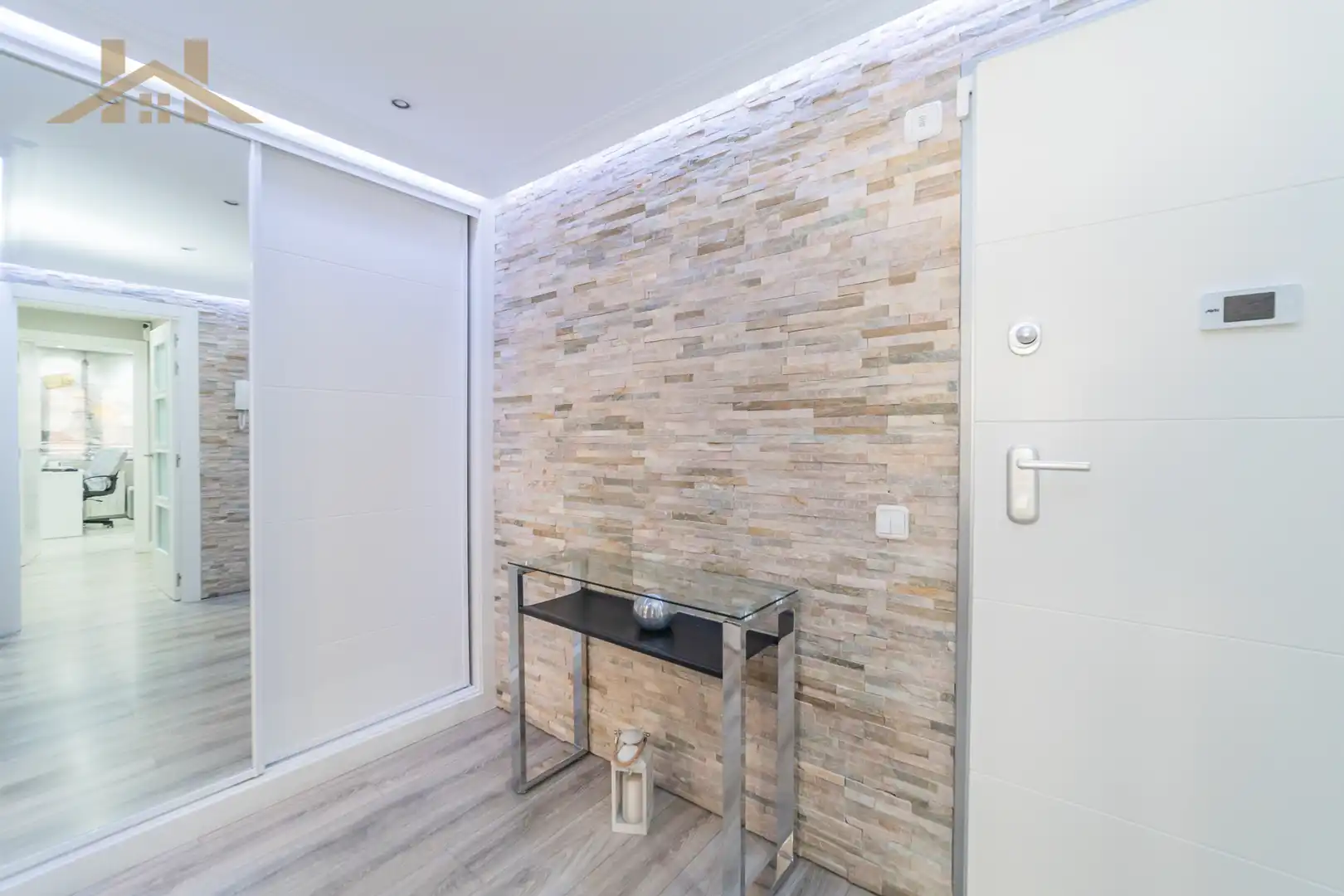 Piso con ascensor en venta en Calle del Priorato 18, imagen 3