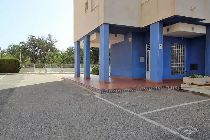 Parking de Apartamento en venta en Guardamar del Segura con Aire acondicionado, Terraza y Trastero