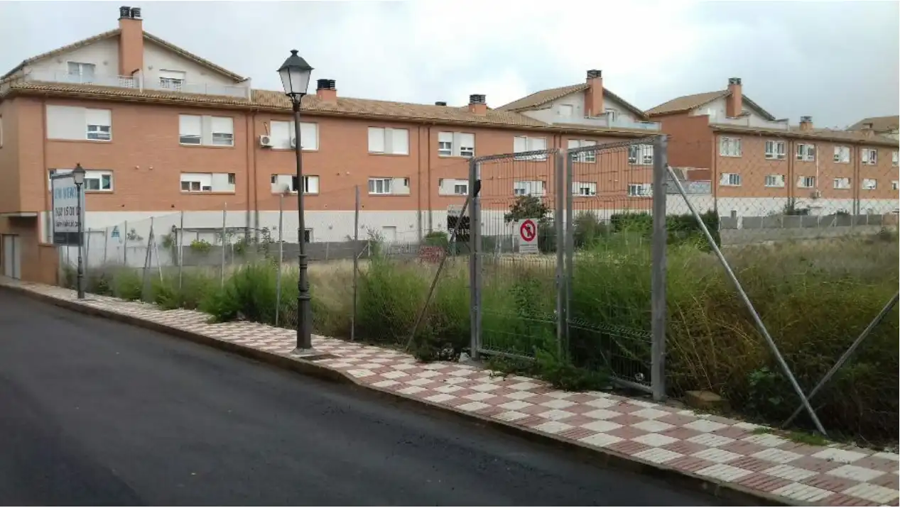 Residential land for sale in Calle Caminito