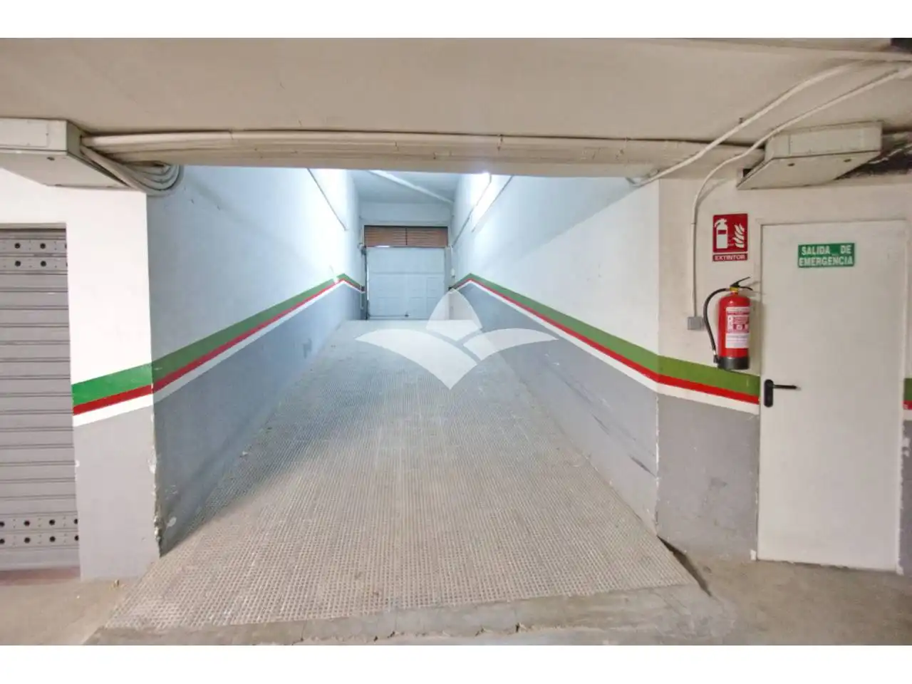 Parking de Casa o chalet en venta en Meliana con Calefacción, Jardín privado y Terraza