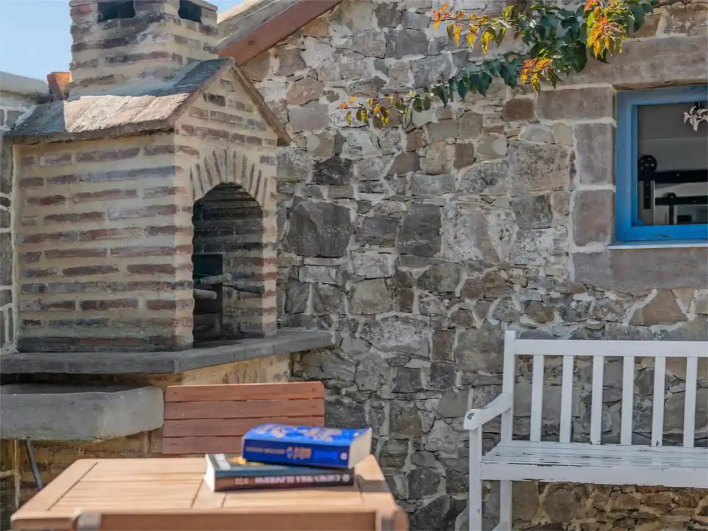 Terrassa de Finca rústica de lloguer en Conil de la Frontera amb Aire condicionat, Jardí privat i Piscina