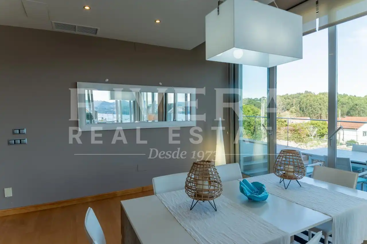 Comedor de Casa o chalet en venta en Poio con Calefacción, Jardín privado y Terraza