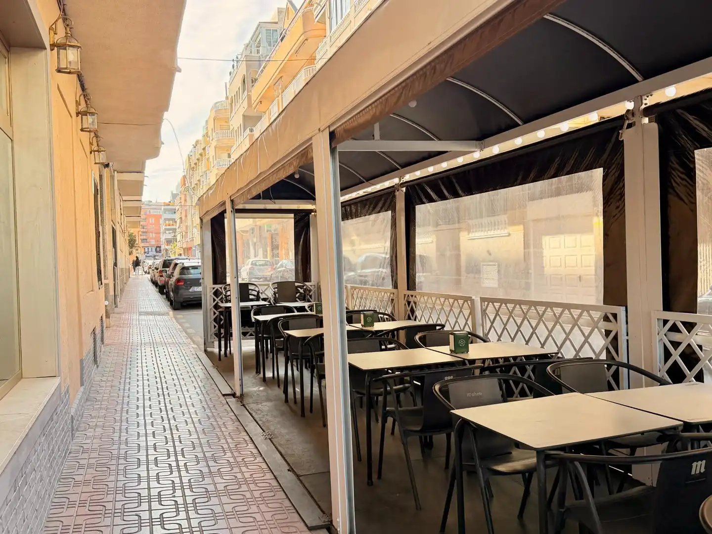Terraza de Local de alquiler en Torrevieja con Aire acondicionado y Amueblado