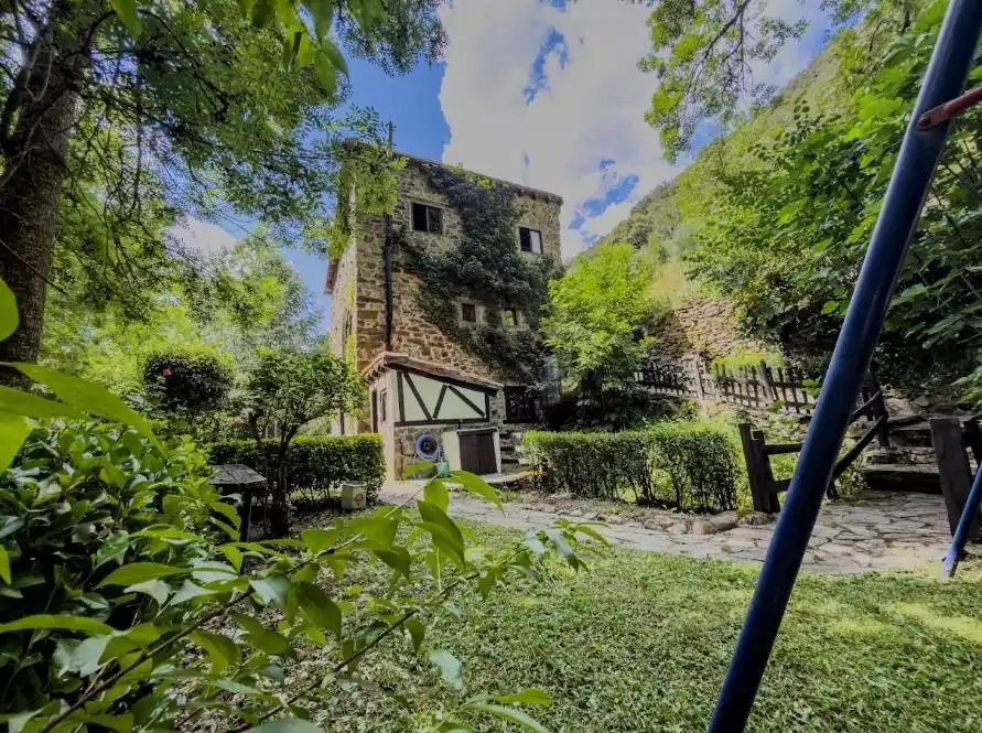 Vista exterior de Casa o chalet en venta en Pesaguero con Calefacción, Terraza y Amueblado