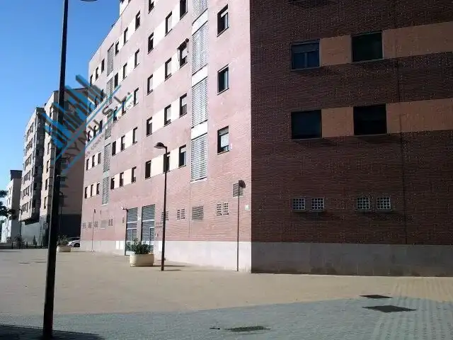 Außenansicht von Garage zum Verkauf in Getafe