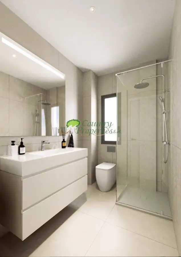 Baño de Apartamento en venta en Torrox con Terraza, Balcón y Piscina comunitaria