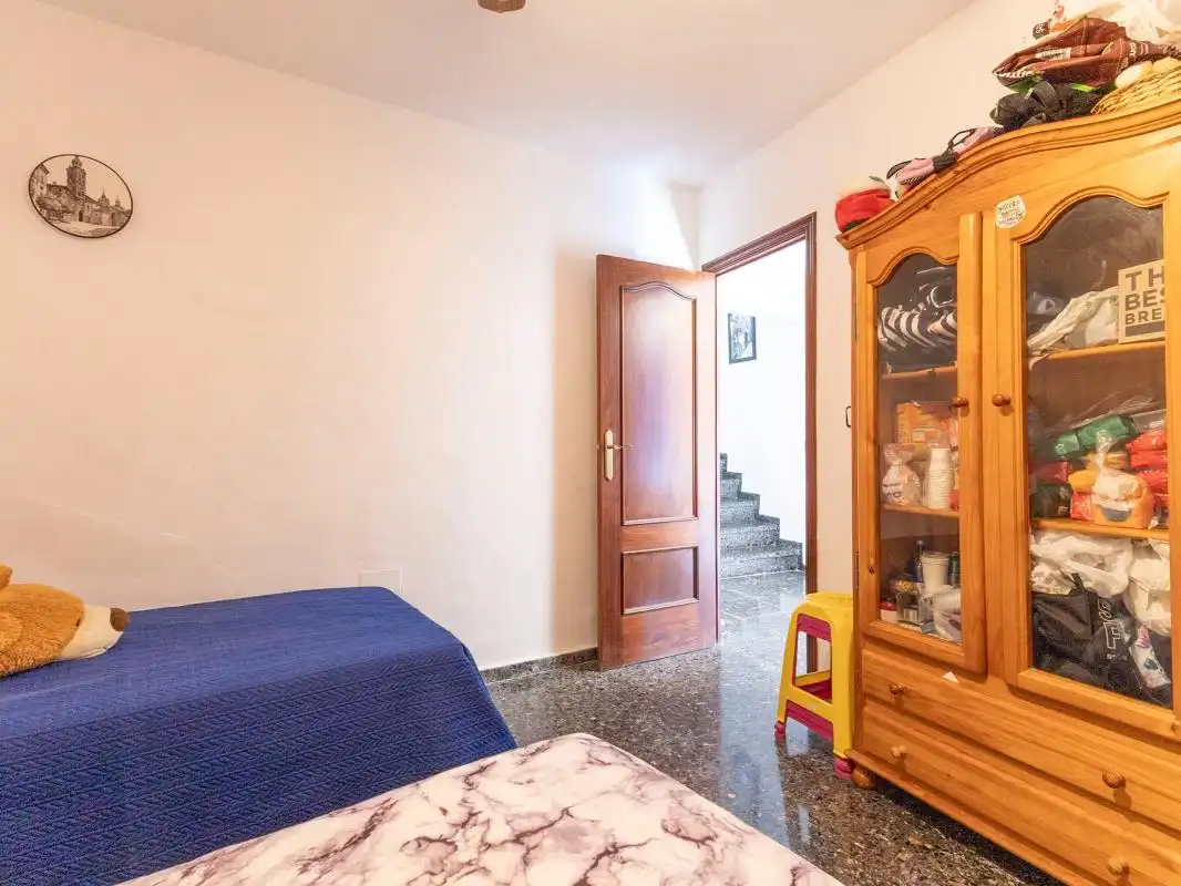 Habitación de Casa o chalet en venta en Busot con Aire acondicionado, Calefacción y Jardín privado