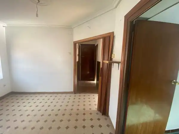Piso en venta en Santibáñez de la Peña