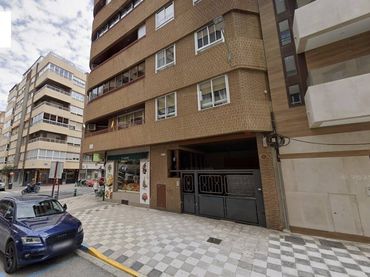 Casa en venda a Calle CRISTOBAL LOZANO