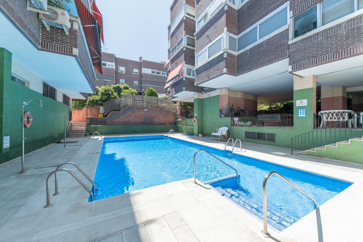 Piscina de Àtic en venda en Pozuelo de Alarcón amb Aire condicionat, Calefacció i Terrassa
