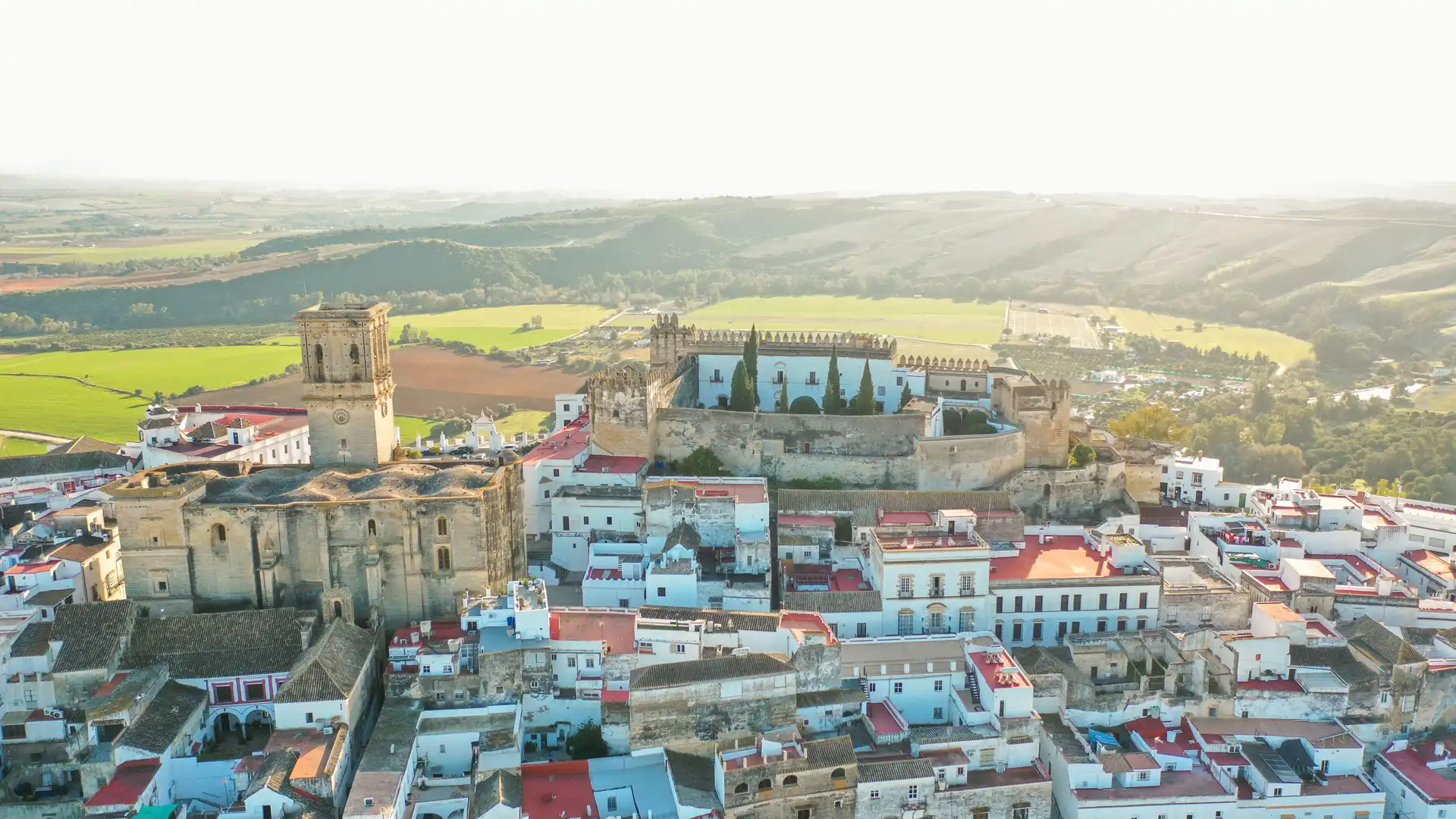 Vista exterior de Casa adosada en venda en Arcos de la Frontera