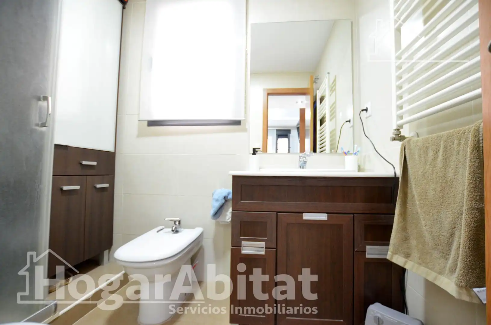 Baño de Piso en venta en Tavernes de la Valldigna con Balcón