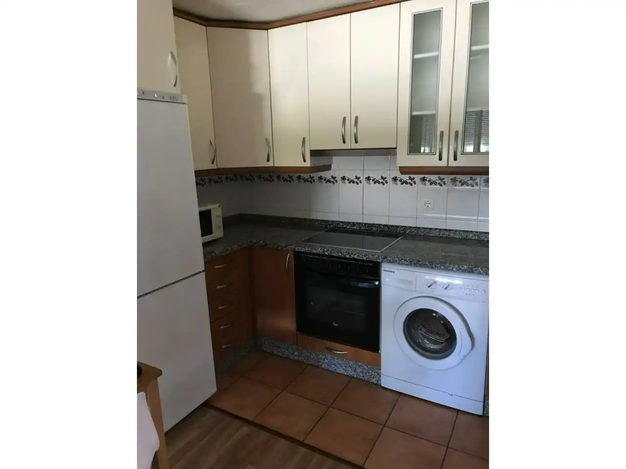 Cuina de Pis en venda en León Capital  amb Calefacció i Parquet