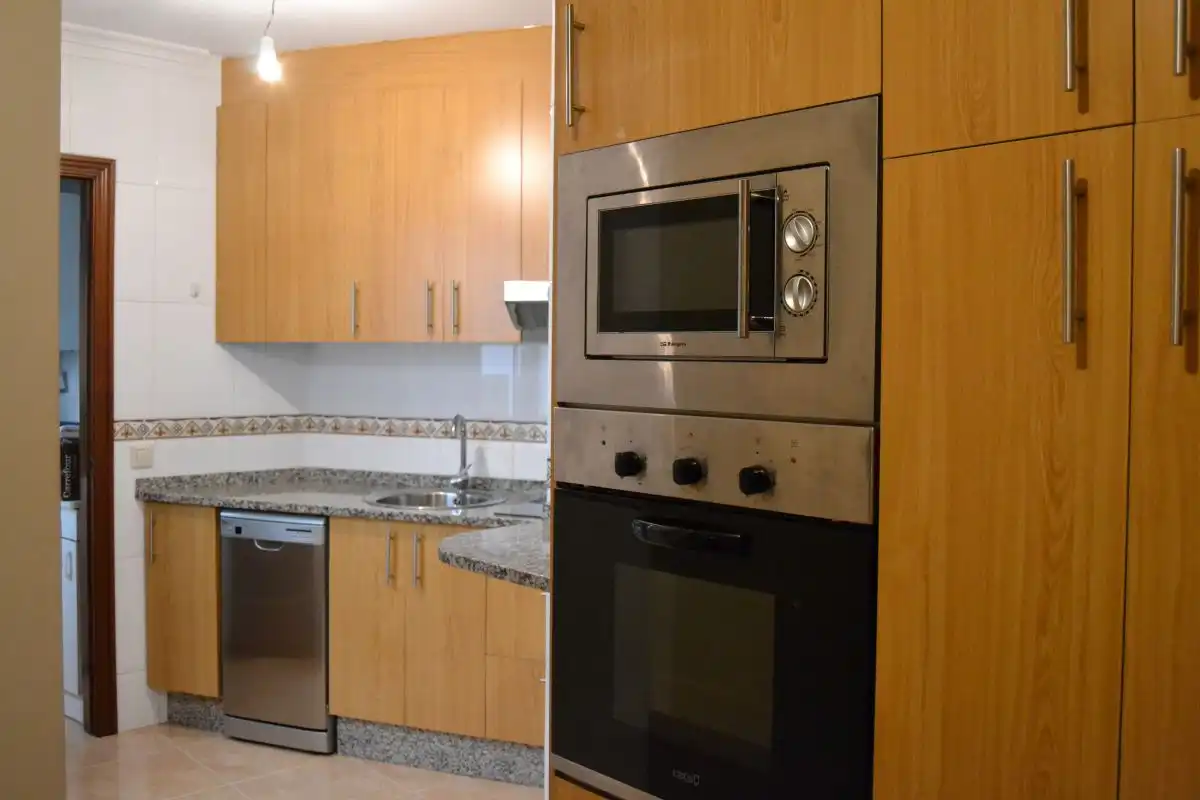 Küche von Wohnung zur Miete in Poio mit Heizung