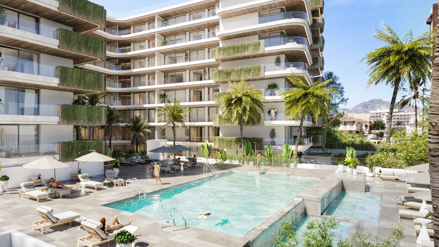 Swimming pool of Flat for sale in Fuengirola  with Air Conditioner, Heating and Private garden