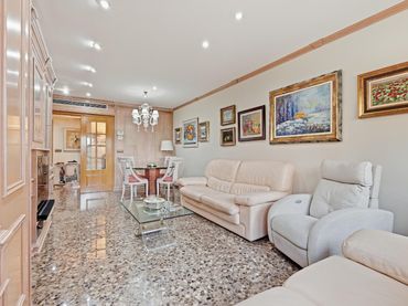 Wohnung mit Pool zum Verkauf in Quatre Carreres