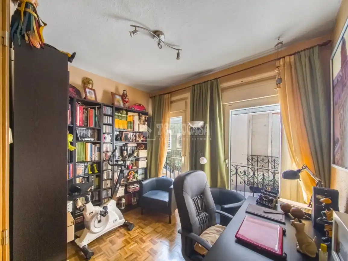Habitación de Piso en venta en Madrid con Aire acondicionado, Calefacción y Balcón