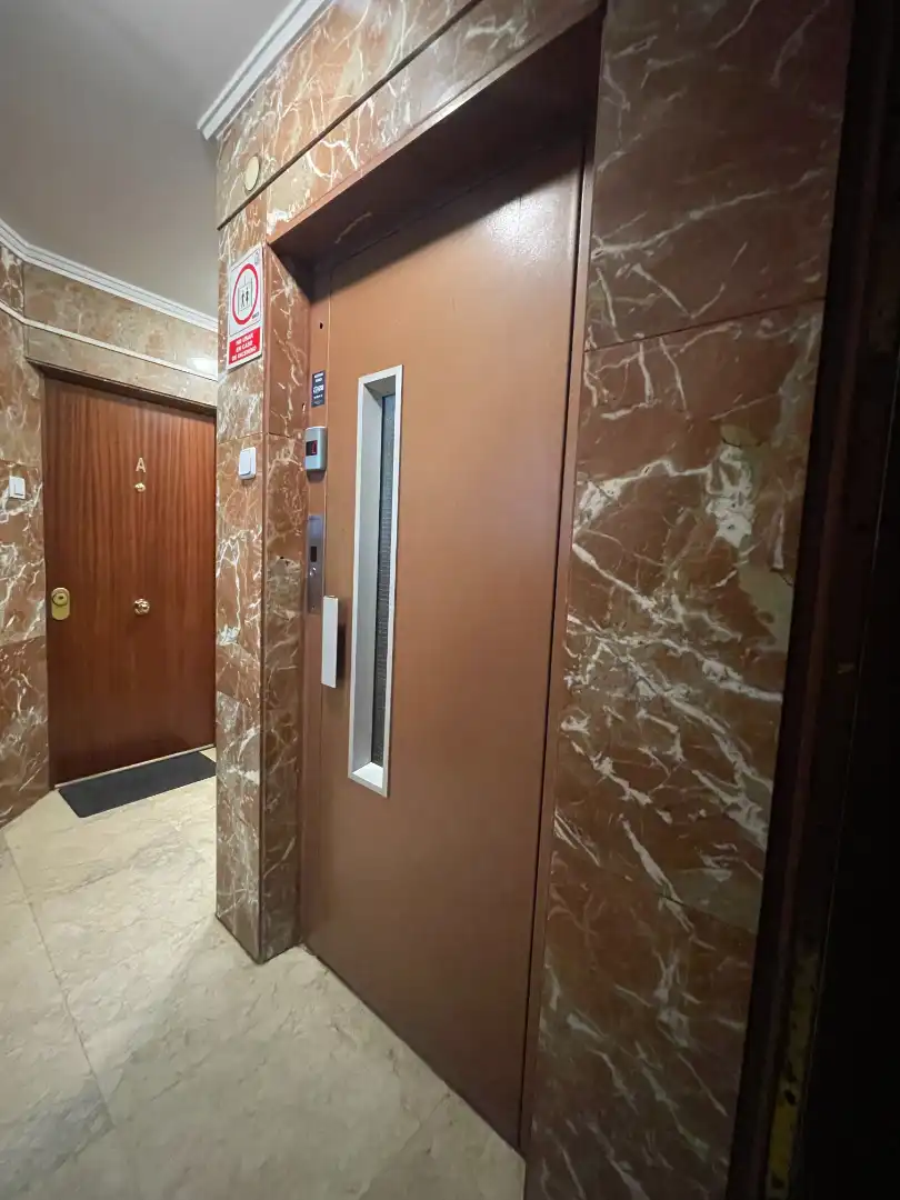 Flat for sale in Madrid  with Heating