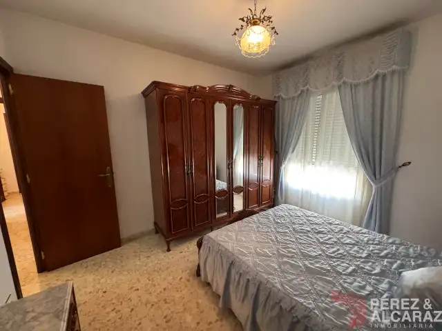 Schlafzimmer von Wohnung zum Verkauf in Palma del Río mit Balkon
