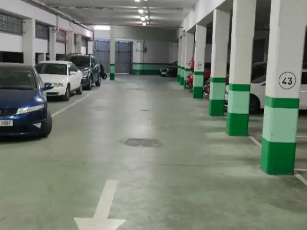Aparcament de Garatge en venda en Jaén