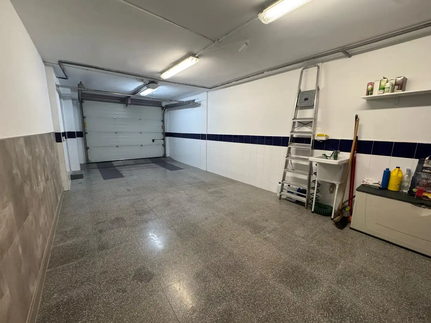 Casa adosada en venta en Boadilla del Monte con Aire acondicionado, Calefacción y Jardín privado