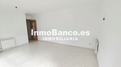 Foto 3 de Pis en venda a Carrer de Sant Valerià, 27b, Camí Reial, Torrent