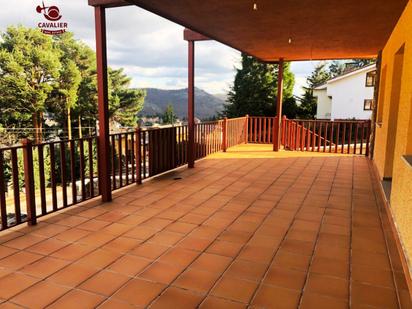 Terrassa de Casa o xalet en venda en Cercedilla amb Calefacció, Jardí privat i Terrassa