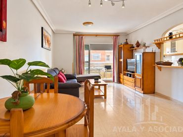 Apartament amb piscina en venda a Tomás Maestre