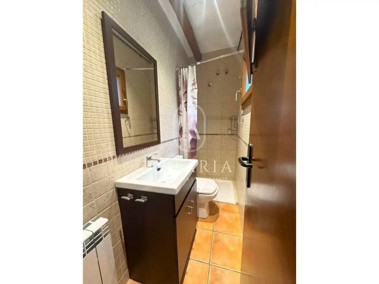 Bany de Finca rústica en venda en Llagostera amb Jardí privat, Terrassa i Piscina