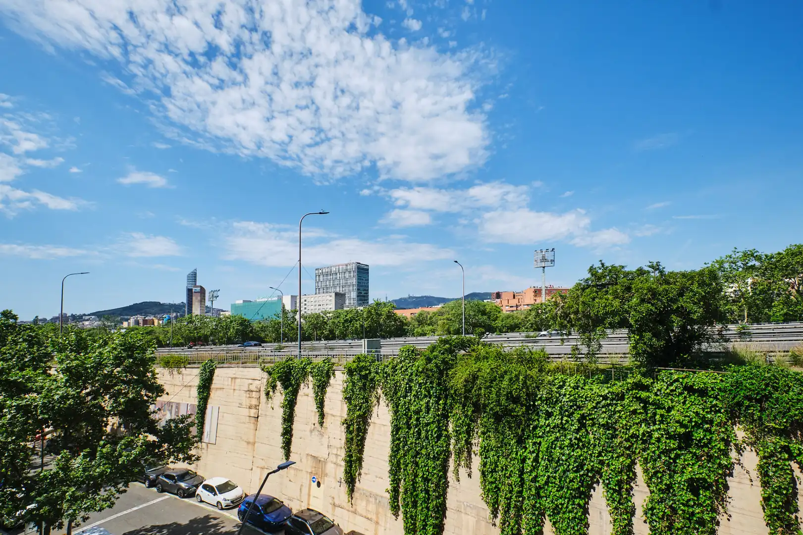 Vista exterior de Piso en venta en Barcelona con Aire acondicionado, Calefacción y Balcón
