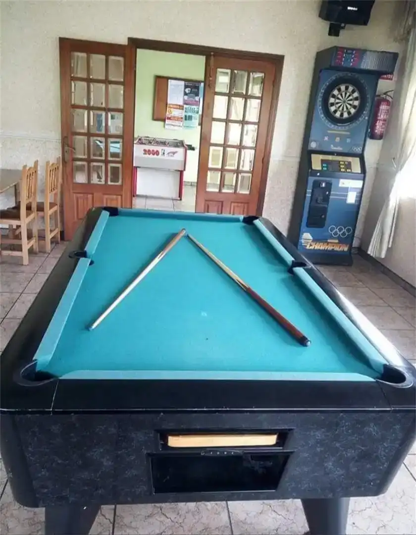 Piscina de Local de alquiler en Dodro
