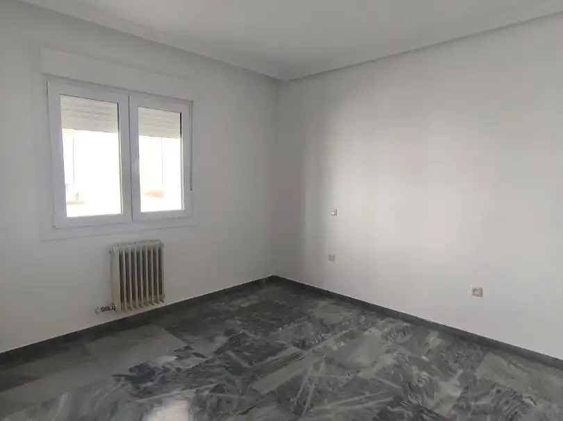 Schlafzimmer von Wohnung zur Miete in Ciudad Real Capital mit Terrasse und Balkon