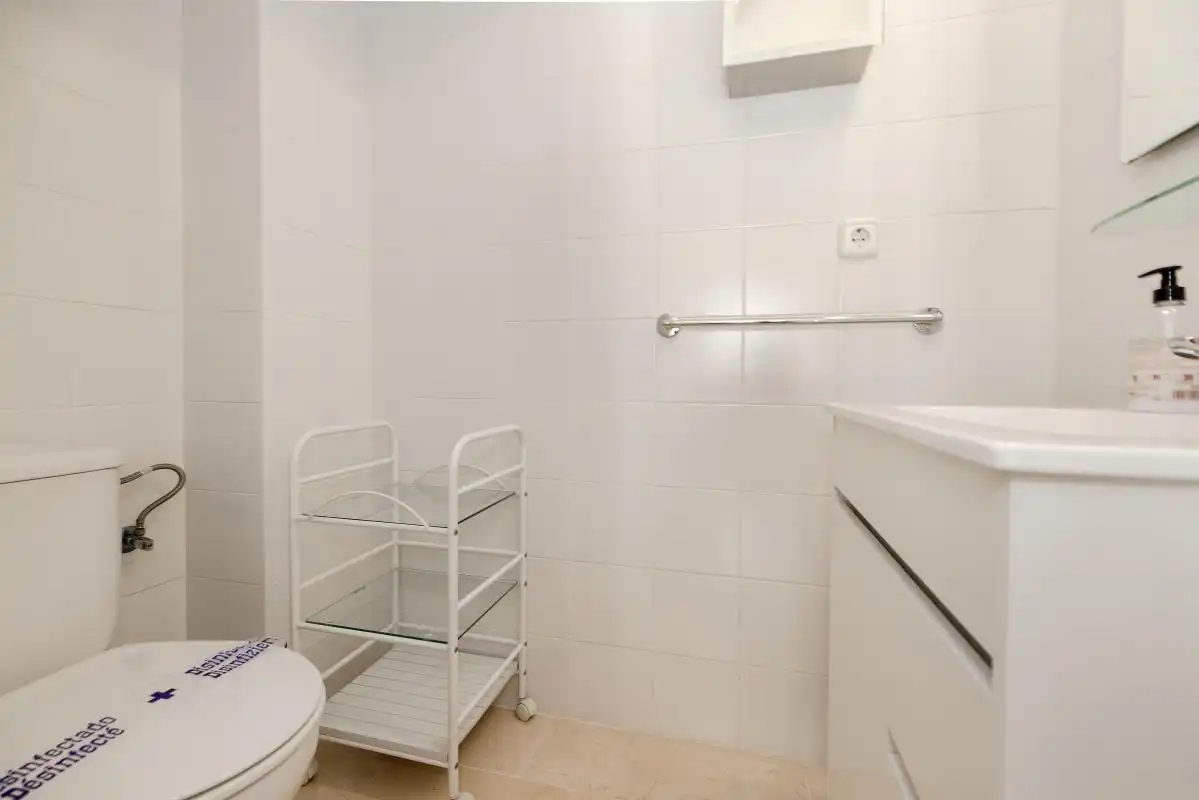 Baño de Dúplex en venta en Sevilla con Calefacción, Terraza y Balcón