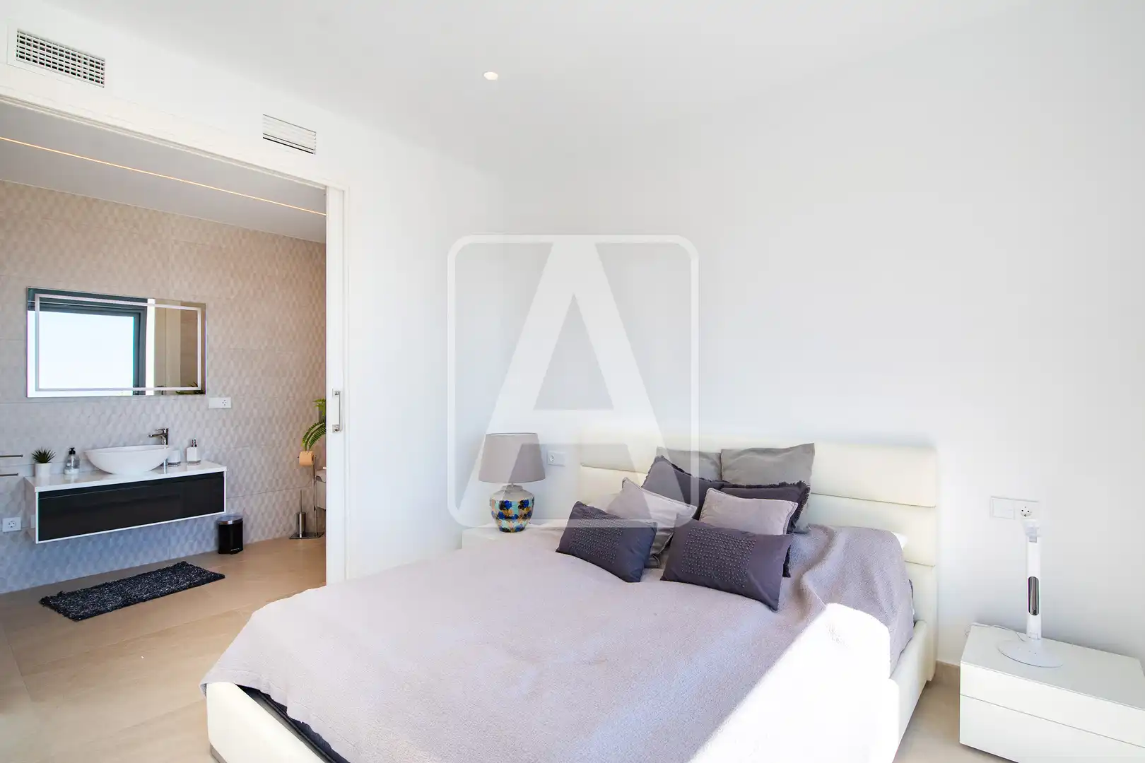 Detached house with pool for sale in La Fustera, imagen 47