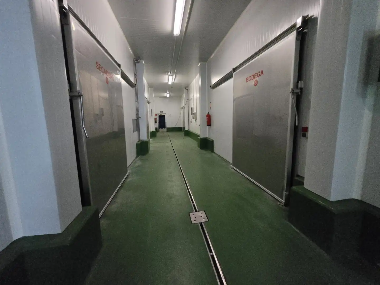 Nave industrial en venta en Teruel con Calefacción y Alarma