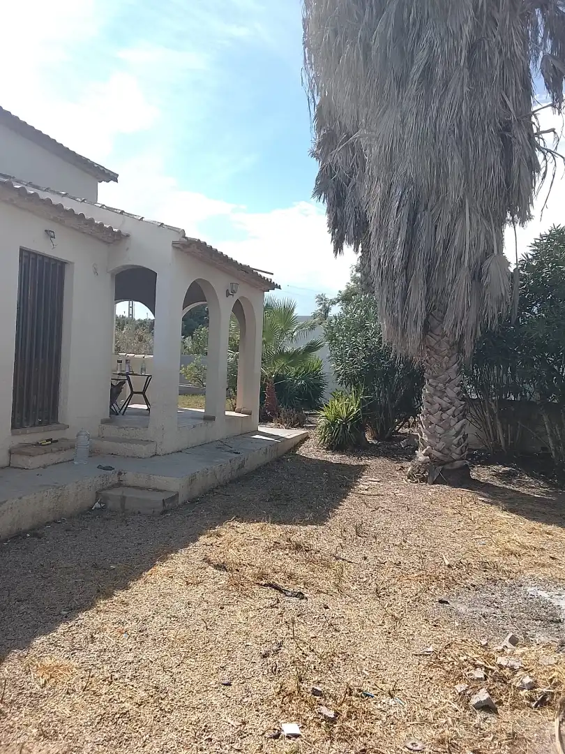 Xalet amb piscina en venda a Avenida de Almoradí 35, imagen 2
