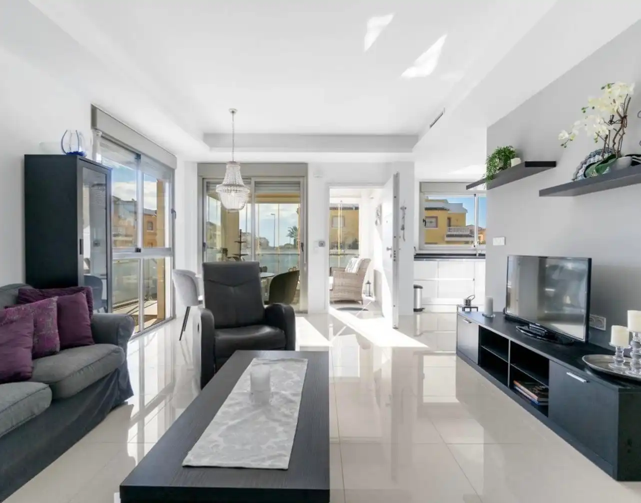 Sala de estar de Casa o chalet en venta en Rojales con Parquet, Piscina y Amueblado