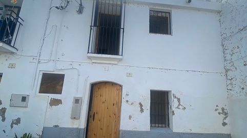 Foto 2 de Casa adosada en venta en Vinallop, Tortosa