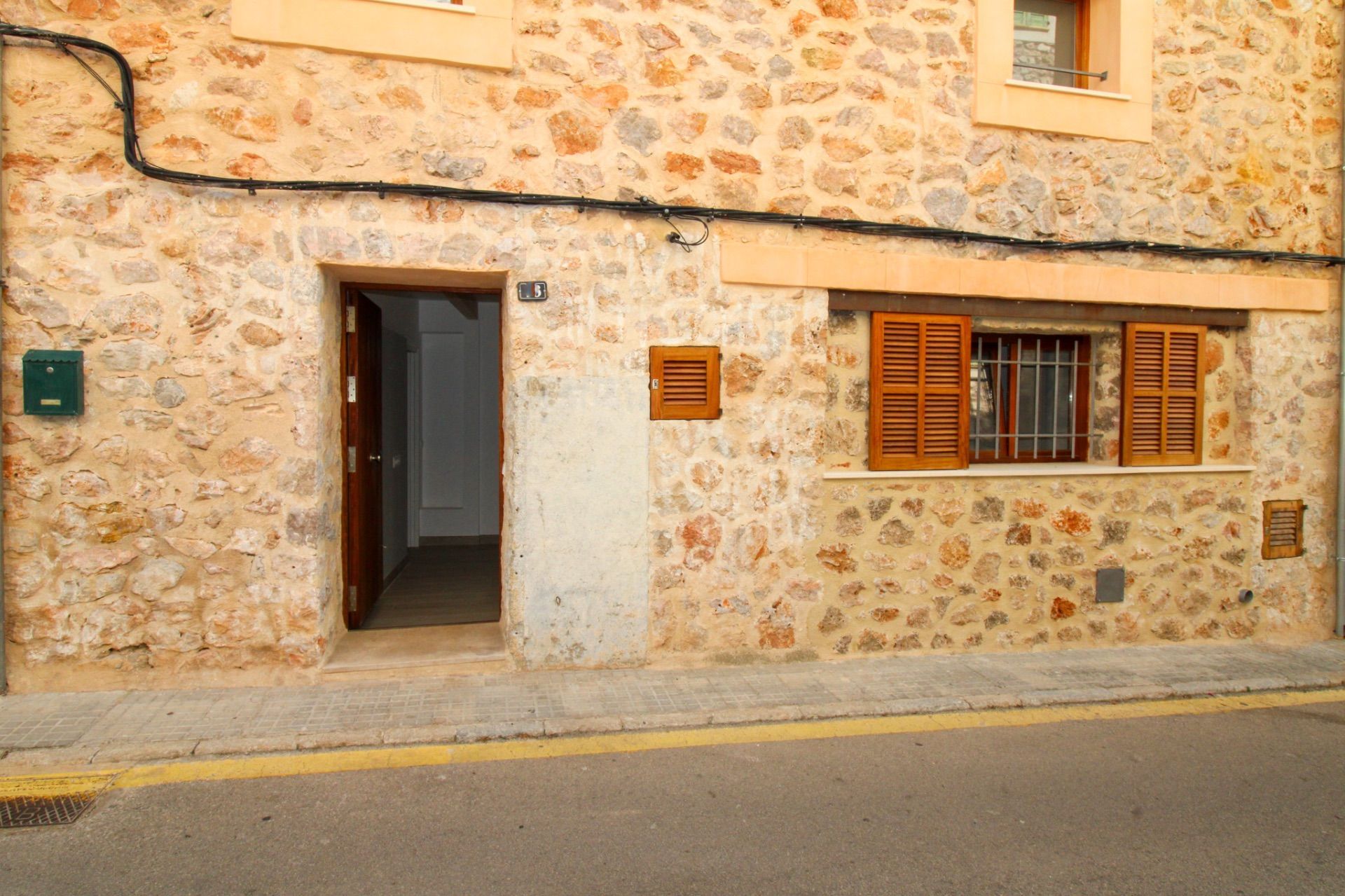 Exterior view of Single-family semi-detached for sale in Bunyola